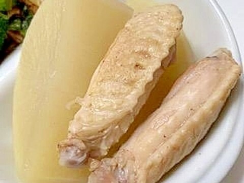 大根と手羽中の甘くない煮物